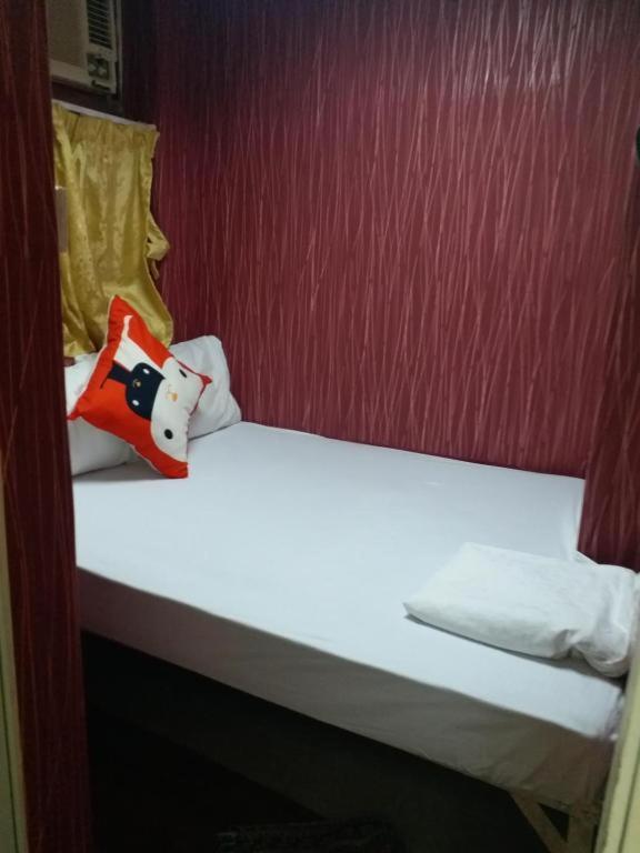 New Fortunate Guest House A1 Гонконг Экстерьер фото