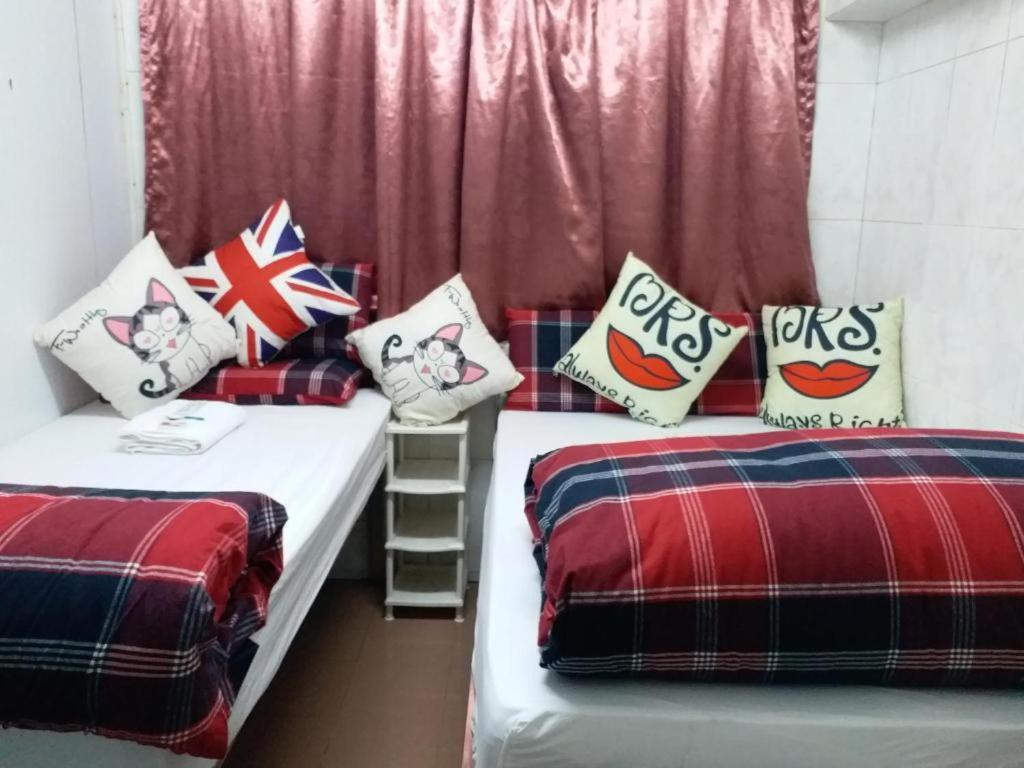 New Fortunate Guest House A1 Гонконг Экстерьер фото