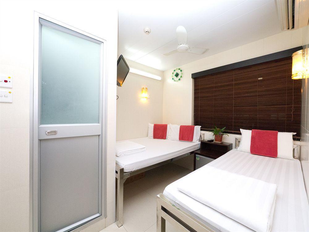 New Fortunate Guest House A1 Гонконг Экстерьер фото
