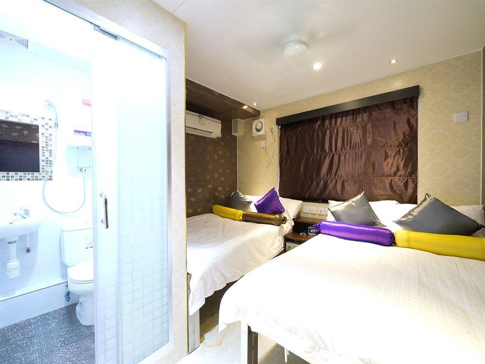 New Fortunate Guest House A1 Гонконг Экстерьер фото