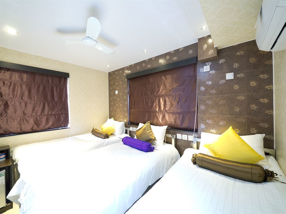 New Fortunate Guest House A1 Гонконг Экстерьер фото