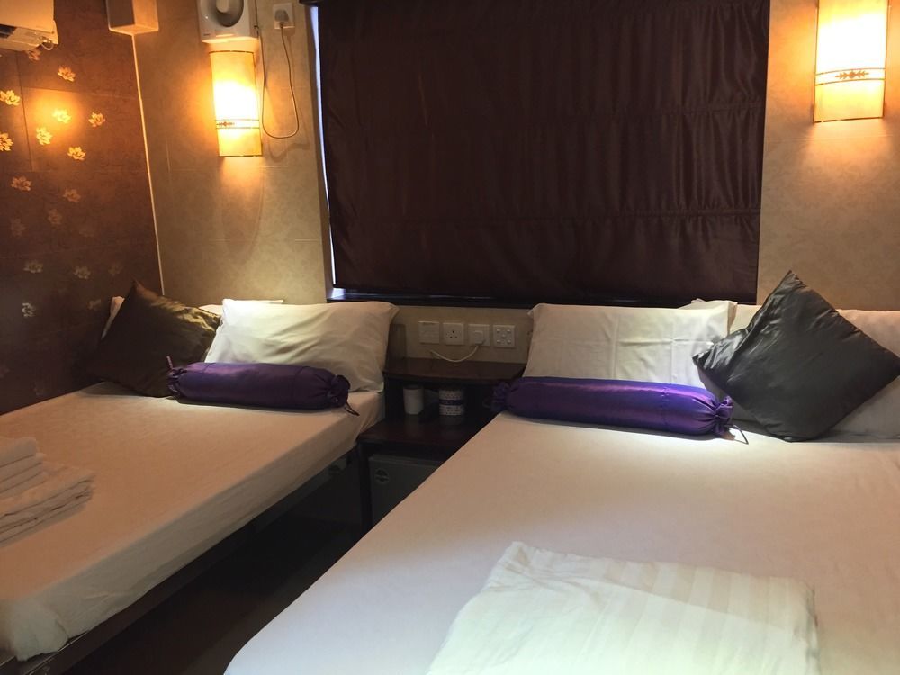 New Fortunate Guest House A1 Гонконг Экстерьер фото