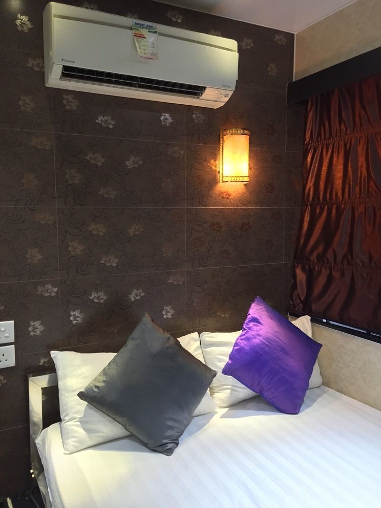 New Fortunate Guest House A1 Гонконг Экстерьер фото