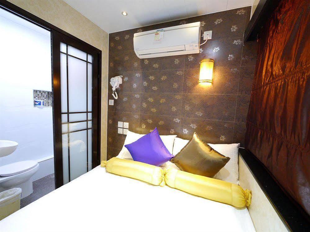 New Fortunate Guest House A1 Гонконг Экстерьер фото